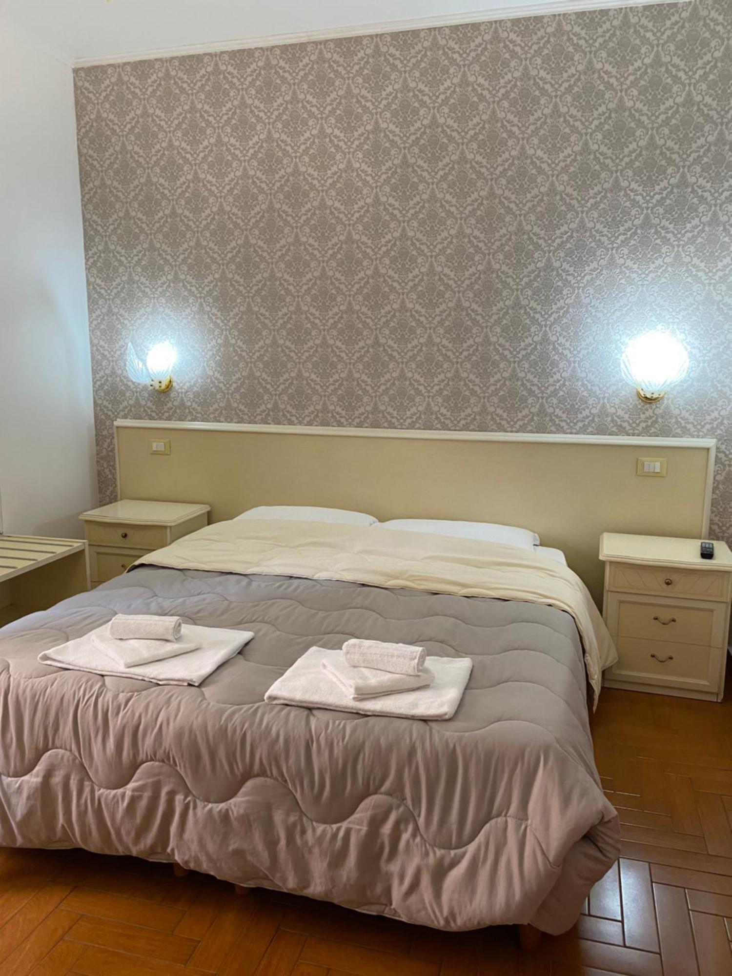 Hotel Residenza Roma Exterior foto