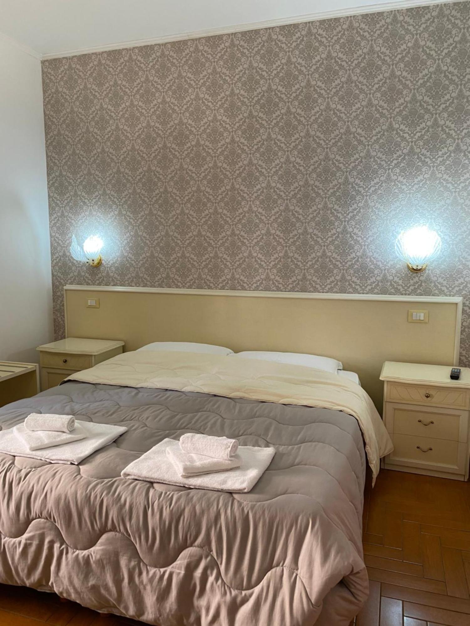 Hotel Residenza Roma Exterior foto